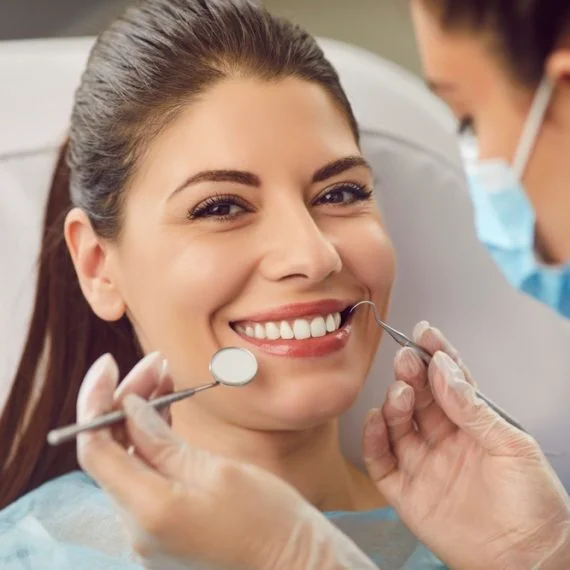 veneers and teeth whitening Windsor